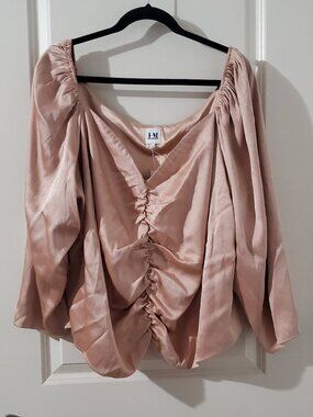 NWT Hilary Macmillan Satin Ruched Plus Size Top